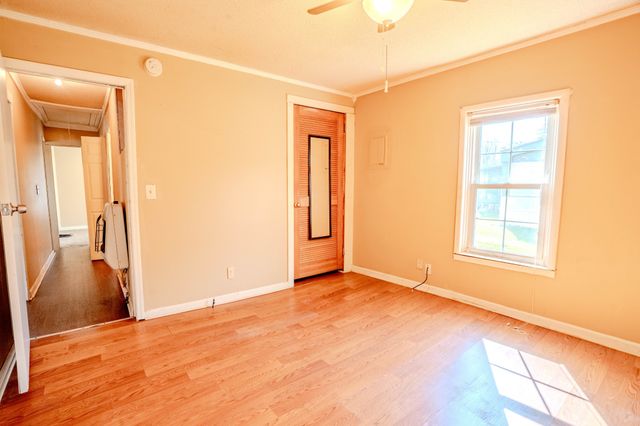 410 Palmer St, Lawrenceburg, TN 38464