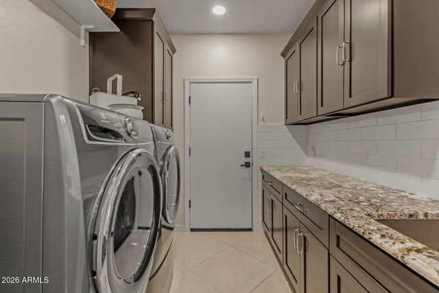 33263 N 71ST Street, Scottsdale, AZ 85266