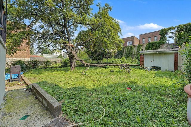 953 E 226th Street, Bronx, NY 10466
