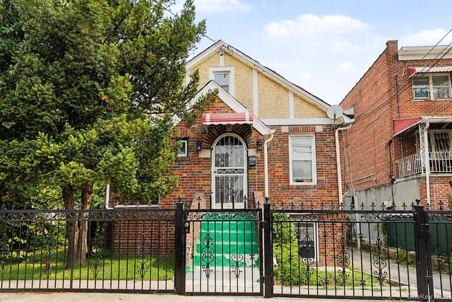 953 E 226th Street, Bronx, NY 10466