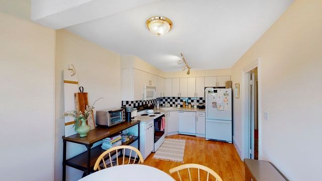 2 Brimmer 5, Boston, MA 02108