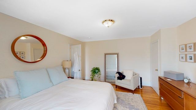 2 Brimmer 5, Boston, MA 02108