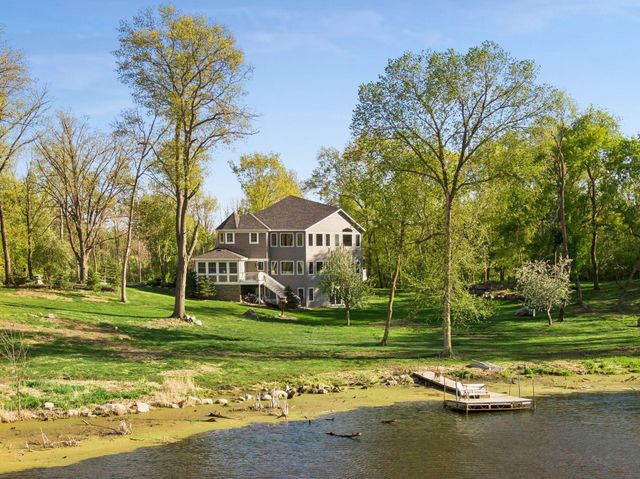 21420 Crimson Court, Lakeville, MN 55044