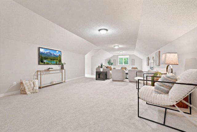 21420 Crimson Court, Lakeville, MN 55044