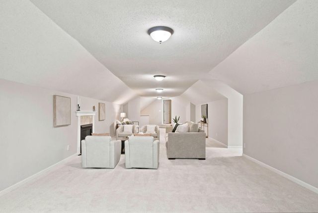 21420 Crimson Court, Lakeville, MN 55044
