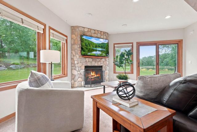 21420 Crimson Court, Lakeville, MN 55044