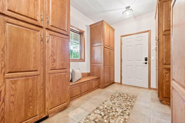 21420 Crimson Court, Lakeville, MN 55044