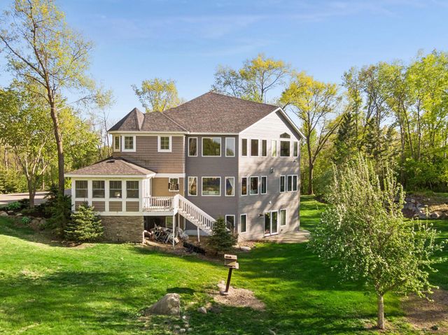 21420 Crimson Court, Lakeville, MN 55044