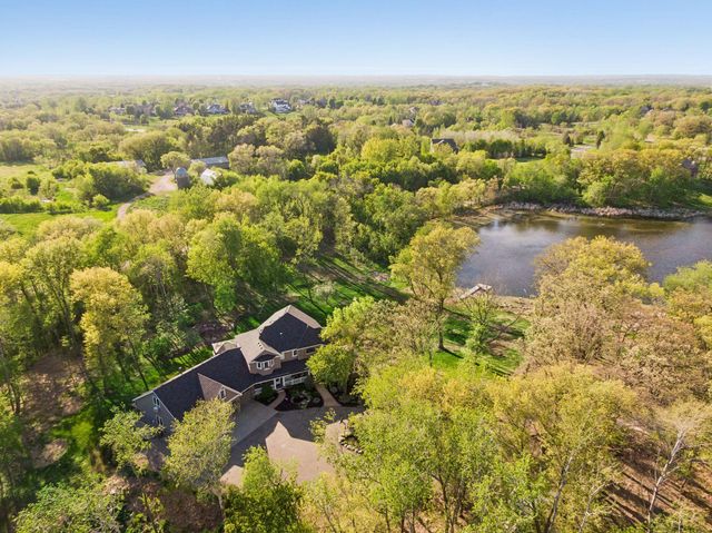 21420 Crimson Court, Lakeville, MN 55044
