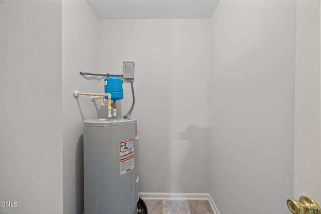 820 Creek Crossing Trail, Whitsett, NC 27377