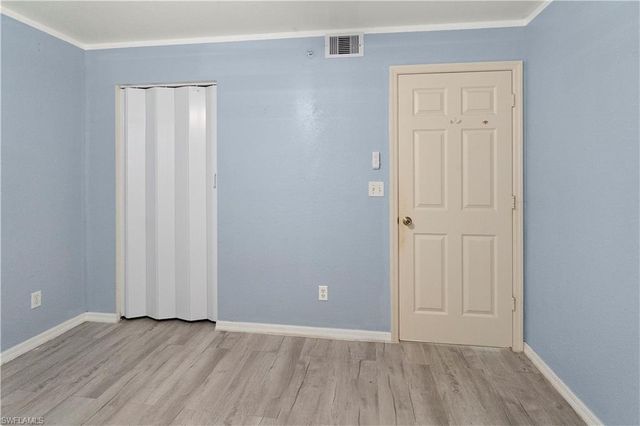 9610 Victoria LN # D202, Naples, FL 34109