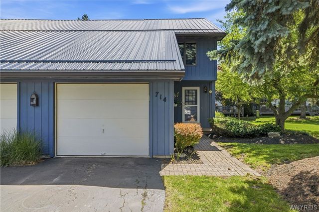 714 Tuscarora Street, Lewiston, NY 14092
