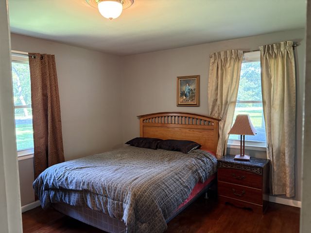 456 Ewing Ln, Nashville, TN 37207