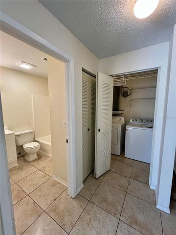 945 BURLWOOD STREET, Brandon, FL 33511