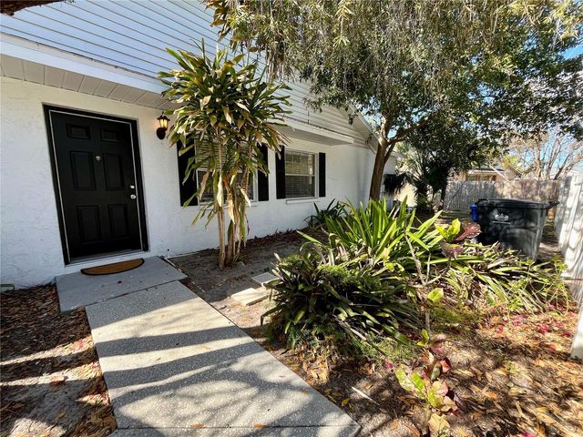 945 BURLWOOD STREET, Brandon, FL 33511