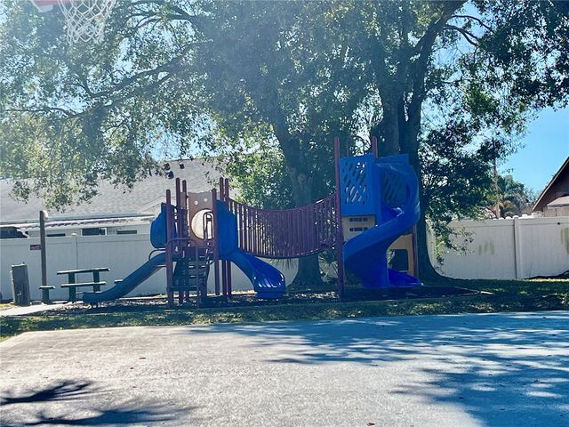 945 BURLWOOD STREET, Brandon, FL 33511