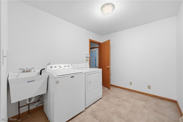 361 Hilltop Boulevard, Canfield, OH 44406