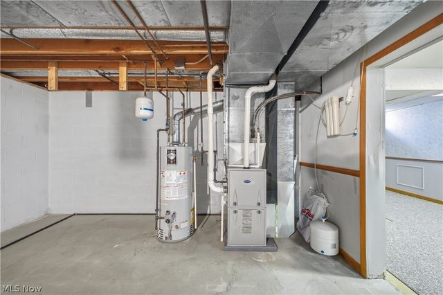 361 Hilltop Boulevard, Canfield, OH 44406