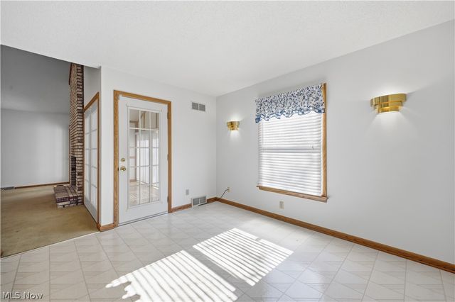 361 Hilltop Boulevard, Canfield, OH 44406