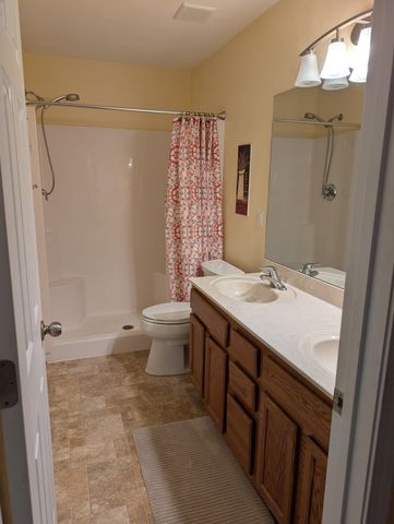 1126 Gearhart RD, Roanoke, VA 24014