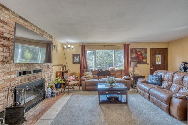 202 Carneros Avenue, Aromas, CA 95004