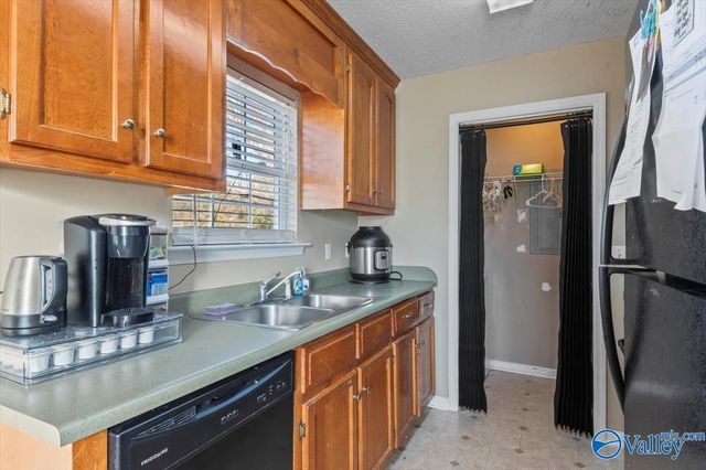 1498 Carter Grove Road, Hazel Green, AL 35750