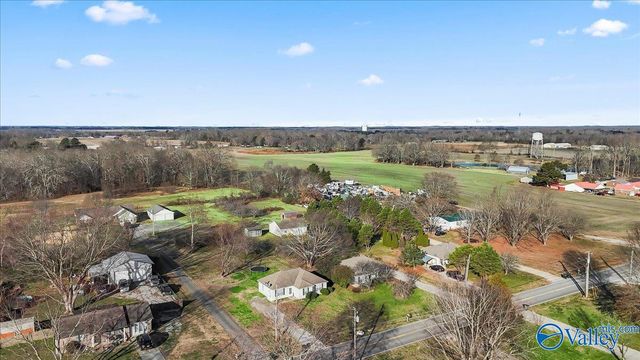 1498 Carter Grove Road, Hazel Green, AL 35750