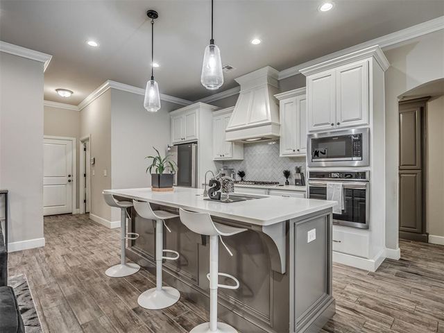 10925 SW 20th Street, Yukon, OK 73099