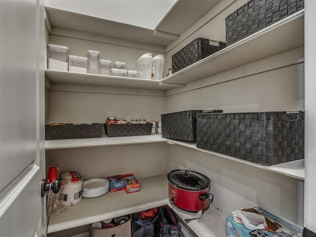 10925 SW 20th Street, Yukon, OK 73099