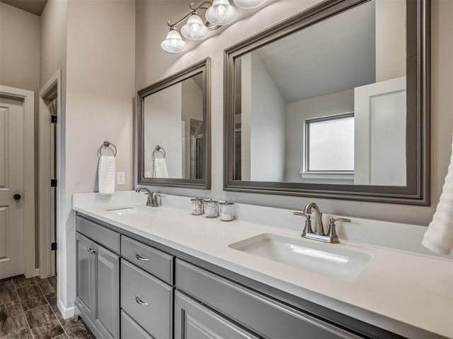 10925 SW 20th Street, Yukon, OK 73099