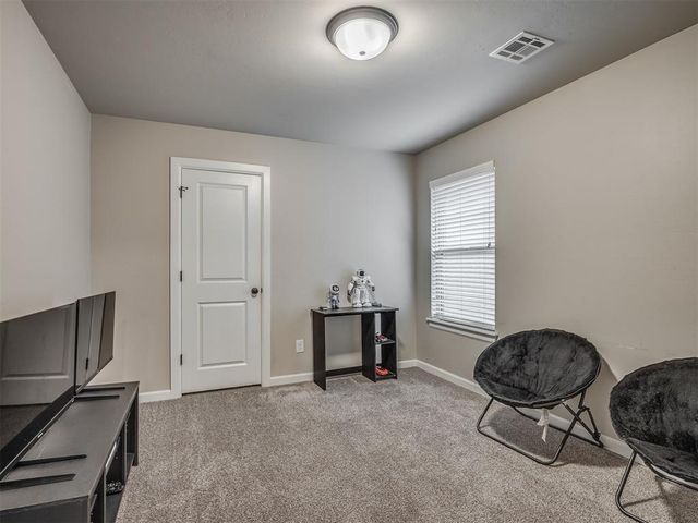 10925 SW 20th Street, Yukon, OK 73099