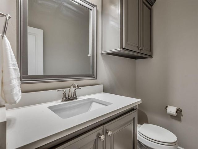 10925 SW 20th Street, Yukon, OK 73099