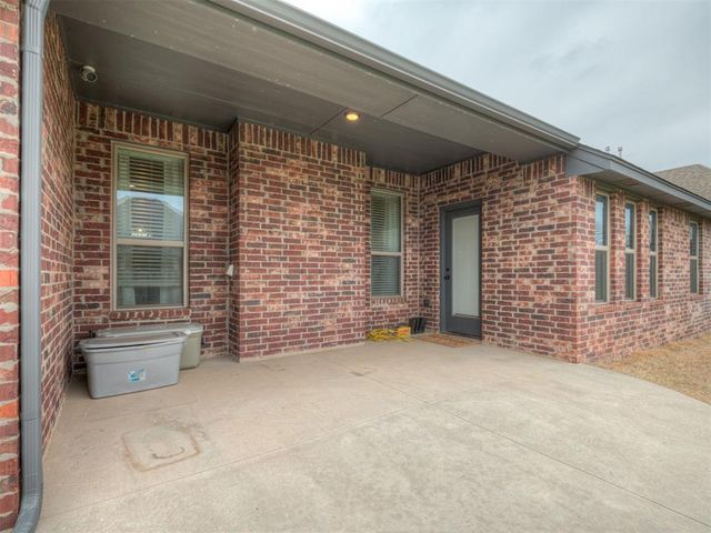 10925 SW 20th Street, Yukon, OK 73099