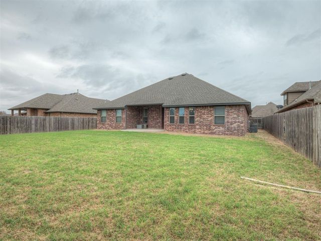 10925 SW 20th Street, Yukon, OK 73099