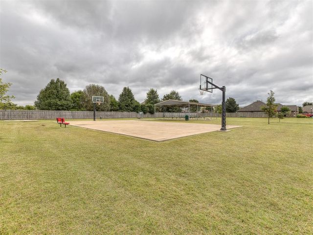 10925 SW 20th Street, Yukon, OK 73099