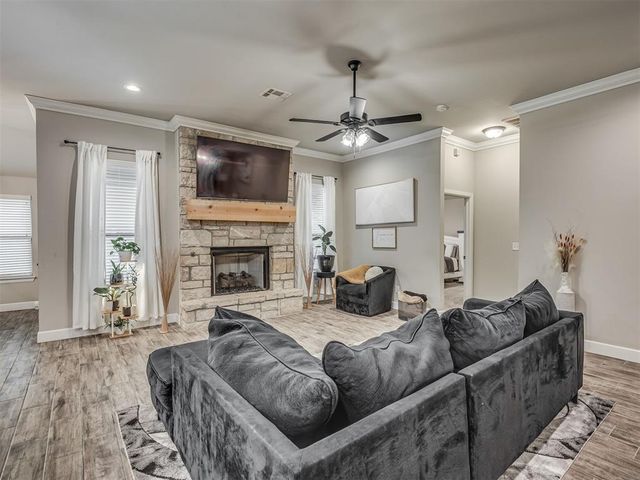 10925 SW 20th Street, Yukon, OK 73099