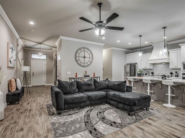 10925 SW 20th Street, Yukon, OK 73099