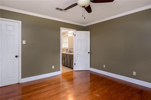 516 HIAWATHA TRAIL Drive, Pineville, LA 71360