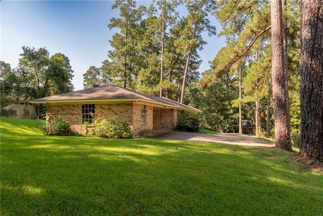 516 HIAWATHA TRAIL Drive, Pineville, LA 71360