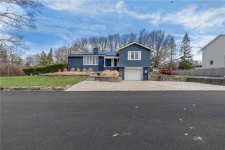 77 Woodlawn Avenue, North Providence, RI 02904