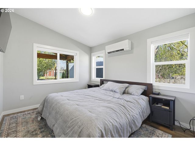 131 CHERRY Ave, Oregon City, OR 97045