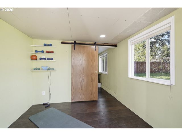 131 CHERRY Ave, Oregon City, OR 97045