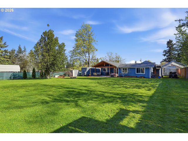 131 CHERRY Ave, Oregon City, OR 97045