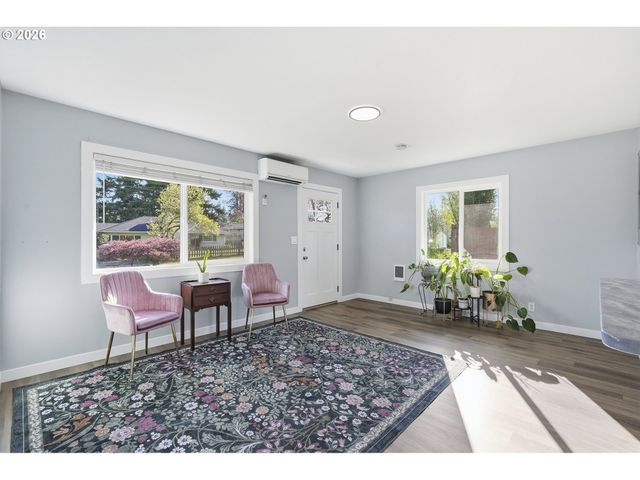 131 CHERRY Ave, Oregon City, OR 97045