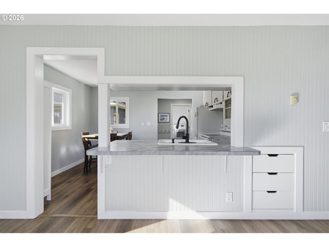 131 CHERRY Ave, Oregon City, OR 97045