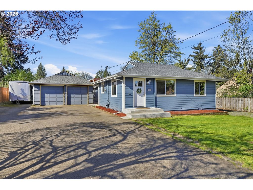 131 CHERRY Ave, Oregon City, OR 97045