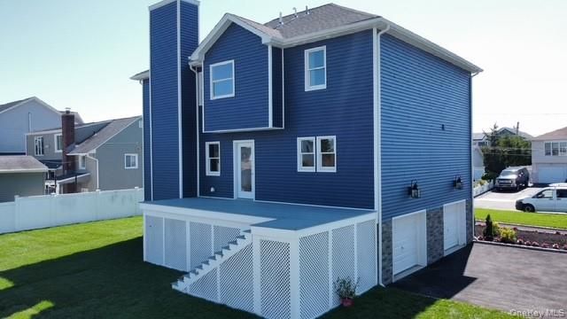 851 W Bay Drive, West Islip, NY 11795