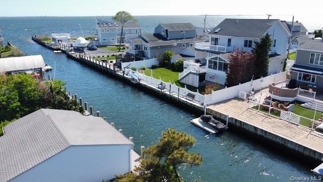 851 W Bay Drive, West Islip, NY 11795