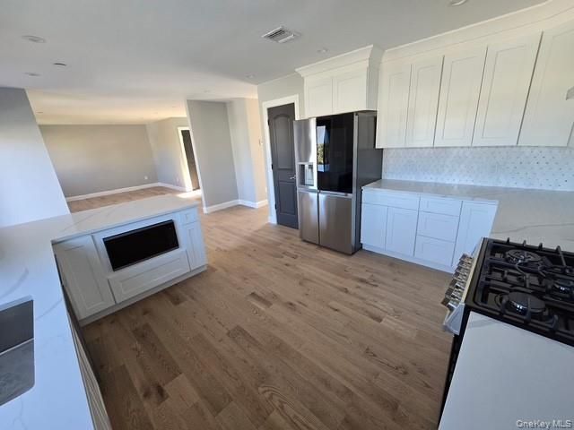 851 W Bay Drive, West Islip, NY 11795
