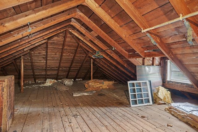 8 Tremont St, Maynard, MA 01754